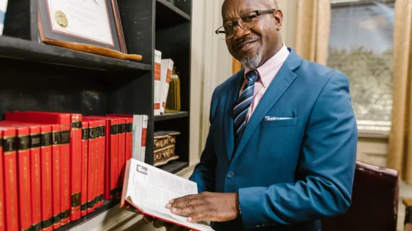 Australia Lawyer for Immigrants – Hire an Attorney in Australia